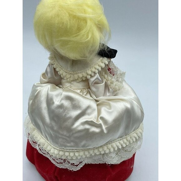 Vtg. Big Eyed Doll Made in Japan Christmas Musical Plays Silent Night Moves - Picture 5 of 9